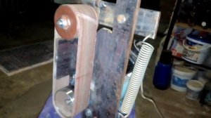 Гриндер своими руками! Маленький простой гриндер.