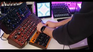 Behringer Synth Jam (Model D, Neutron, Crave)