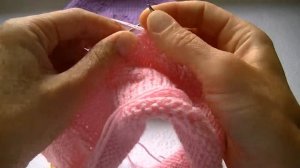 Вязание шапки бини  с узором  "бабочка"