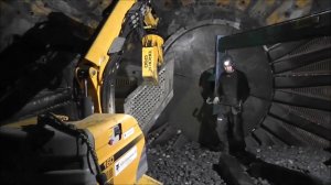 Демонтажный робот BROKK 160.  Ремонт мельницы на горно-обогатительной фабрике