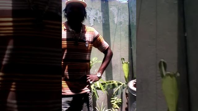 Hamarich-Rom Pom Pom смотреть онлайн