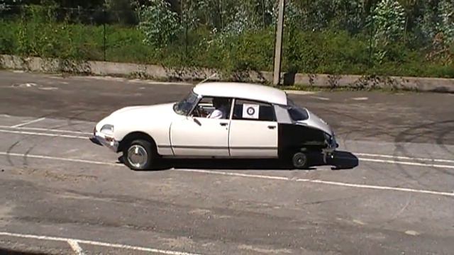 Citroen DS 3 rodas смотреть онлайн