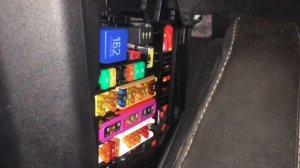 Audi e-tron gt сел 12в АКБ  зарядить