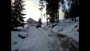 КИА Соренто. Kia Sorento In Snow - Sorento В снегу.  Между рекой и горой KIA Sorento.