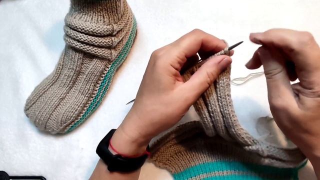 ?Подробный МК⏩ Мужские носки-тапки на двух спицах без шва на подошве. смотреть онлайн