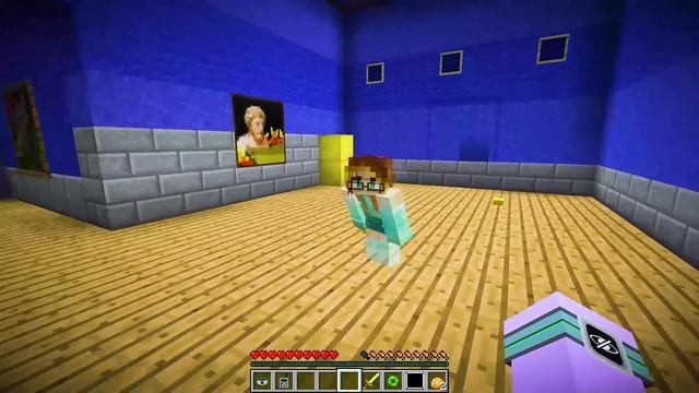 INVISIBLE at the (BOYS ONLY!) PARTY In Minecraft! смотреть онлайн