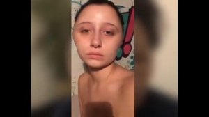 Парижанка чуть не умерла после того, как покрасила волосы