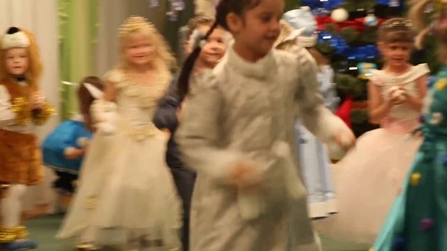 Новый год 2014-2015 в садике ч.6 смотреть онлайн