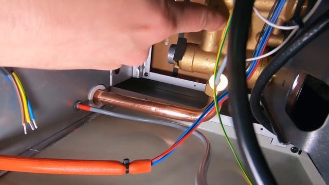 BAXI LUNA 3 - ОБЗОР ГАЗОВОГО КОТЛА смотреть онлайн