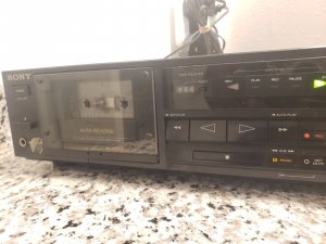 Кассетный проигрыватель Sony TC-R303-ЯПОНИЯ-1987-год