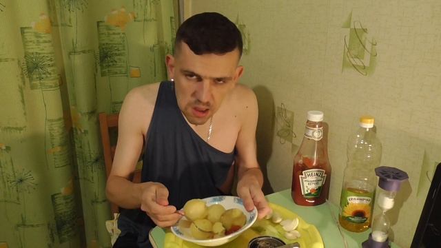 ОБЖОР ВАРЕНАЯ КАРТОШКА С САРДИНОЙ ИВАСИ ДОБРОФЛОТ смотреть онлайн