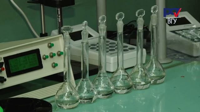 Аспирантка химического факультета ВГУразработала прибор, определяющий свежесть продуктов.