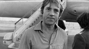 Высоцкий. В аэропорту через десять лет