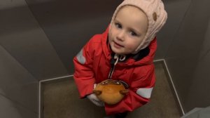 влог: КОТ СЛАДУН ПРАНКУЕТ БАБУШКУ! БИЛЬКА СТАЛ ЛЫСЫМ