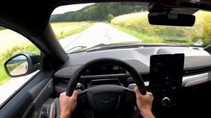 Ford Mustang Mach-E | 351 PS | Beschleunigung 0-100 km/h | Electric Car POV Drive | Acceleration