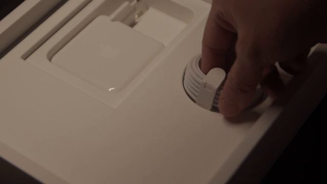 mở hộp macbook Pro M1 (16Gb, 256GB) cho editor thích dịch chuyển смотреть онлайн