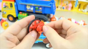 Киндер Джой сюрприз яйцами и Пороро игрушки грузовик