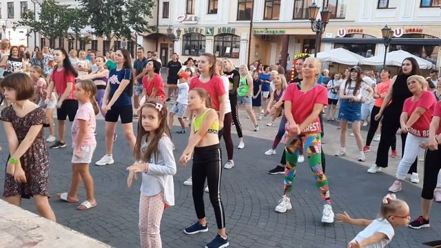 Нескучный Фитнес С Элементами Танца!