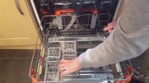 Hotpoint HFO3O32WGC Standard Dishwasher Review by me and b