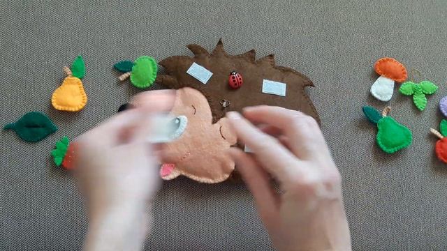 Ежик в тумане игрушек