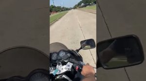 ??Whit the Yamaha YZF-600R thunder cat??