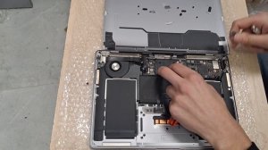 Apple MacBook Air Retina 13 A2179 Motherboard Replacement Tutorial / Wymiana płyty głównej