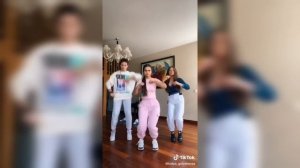 @katya_golyshevaa в Tik Tok - Катя Голышева в Tik Tok - подборка видео с Катей Голышевой из Tik Tik