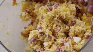 Салат ЁЖИК с копченой КОЛБАСОЙ и КУКУРУЗОЙ