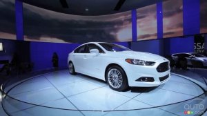 2013 Ford Fusion Hybrid at Detroit Auto Show