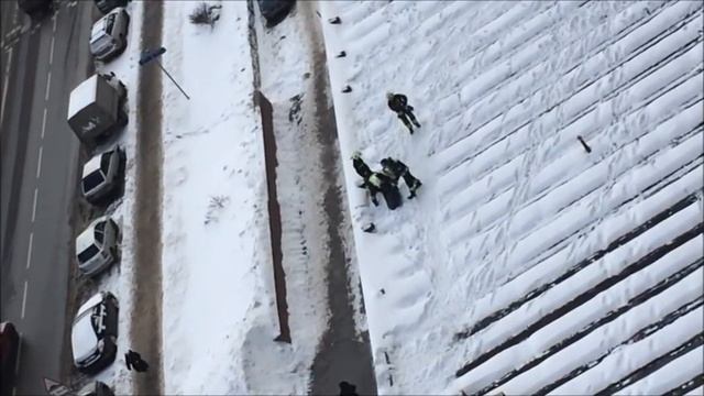 Мужчина упал с балкона корпуса 1824 смотреть онлайн