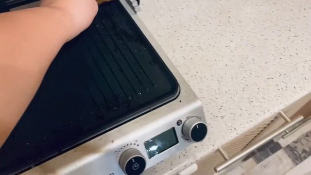 Очищение электрогриля Wollmer S807 смотреть онлайн