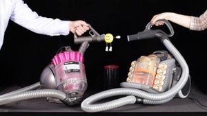 Тест мощности пылесоса UltraCaptic vs Dyson