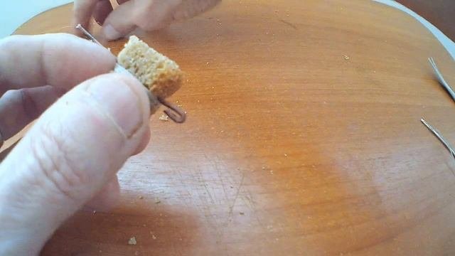 Бойл для леща из хлеба для фидерной ловли, который не срежет об воду при ударе