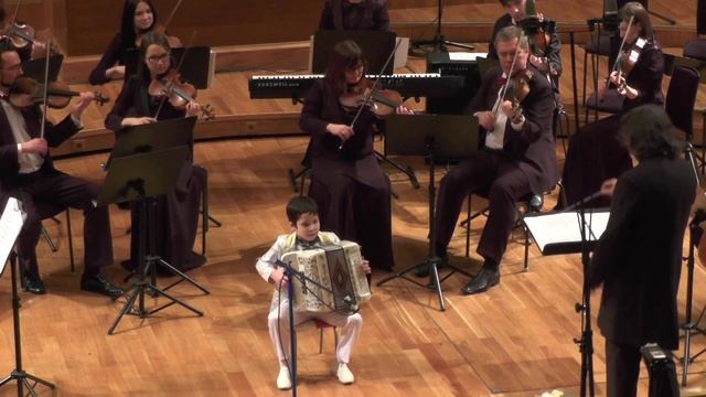 ДМХШ УМАР БИКБАЕВ /ПРЕПОДАВАТЕЛЬ КУБЫШКИН Е.В./ ЛАУРЕАТ МЕЖДУНАРОДНЫХ КОНКУРСОВ И ФЕСТИВАЛЕЙ смотреть онлайн