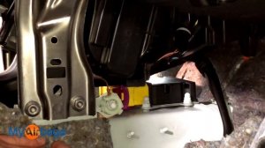 Volkswagen PASSAT - AIRBAG SRS MODULE LOCATION & RESET