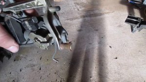 Как снять ручку двери BMW e36