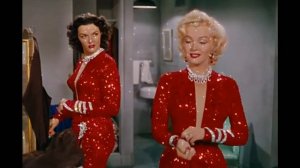 Джентельмены предпочитают блондинок. Песня- soundtrack for your backseat