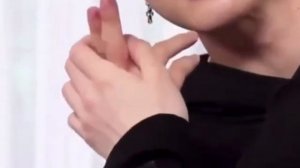 Моменты Юнмин:Юнги просто любит держать Чимина за руку