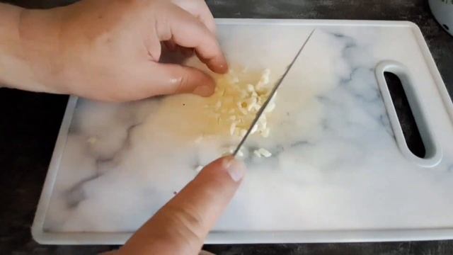 Рецепт салата с авокадо и тунцом: свежий вкус и польза на вашем столе" смотреть онлайн