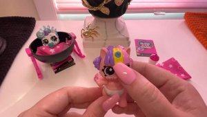 Opening Zuru 5 Surprise Newborn Unicorn 🦄 Glow Squad Series 3! 🥰