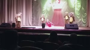 Детский танец "Дрессировщица со львами" ?