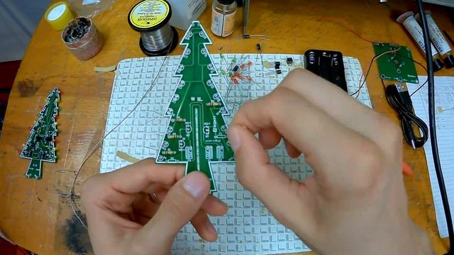 Радиоконструкторы #3 - Новогодняя елка DIY KIT смотреть онлайн