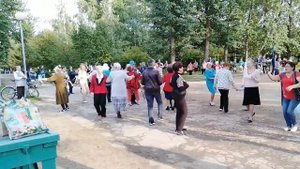 танцы в парке г. Тольятти