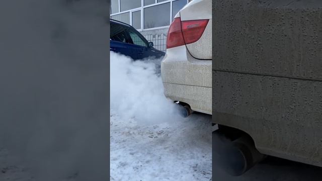 Bmw. Smoke. Oil catch? Mandavowki:) ремонт? Или походит. Масложор