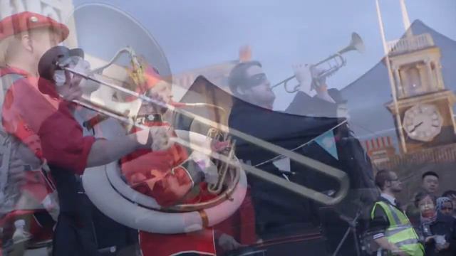 09 Stockton International Riverside Festival 2015 Larger Than Life - Orkestra del Sol смотреть онлайн