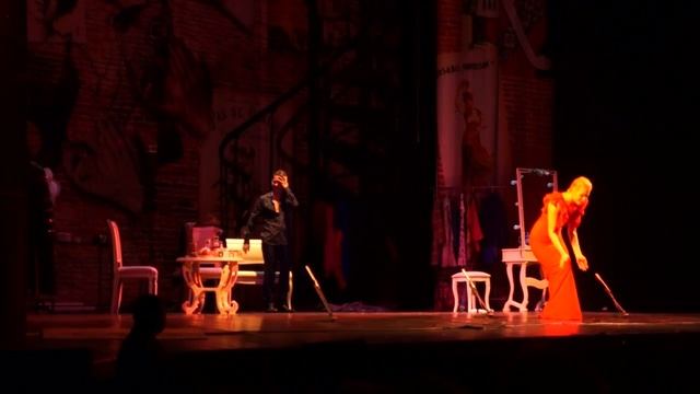 25.03.2015. Питер, Н. Добрынин и Е. Волкова в спектакле "Царский подарок" 6 смотреть онлайн