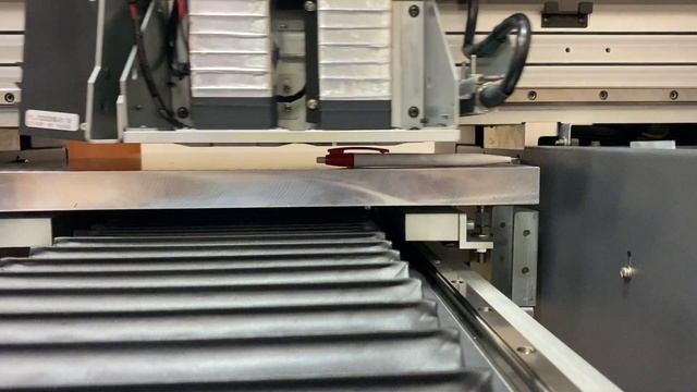 УФ принтер FS-4060uv с печатающими головками Xaar 1201 печать на ручке с перепадом высоты смотреть онлайн