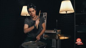 Трюки с барабанными палочками