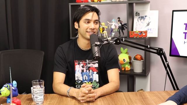 Joey Enjoys Eating Sperm Sacs смотреть онлайн