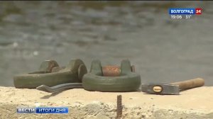 На полигоне Прудбой танкисты отрабатывают управление боевыми машинами под водой